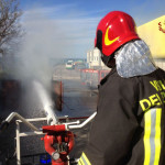 Incendio cassone a Marina di Montemarciano - Intervento Vigili del Fuoco