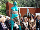 Proteste e polemiche per la statua di Ancona "Violata"