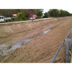 lavori al fosso di via Fornaci, a Marina di Montemarciano