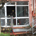 L'intervento dei Vigili del fuoco per l'incendio alla ex scuola C. Antognini di Ancona