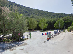 Un parcheggio a pagamento a Portonovo