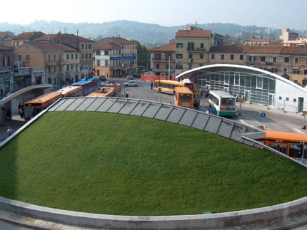 piazza Ugo Bassi ad Ancona