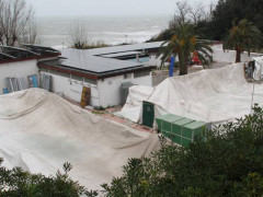 La copertura della piscina al Passetto di Ancona