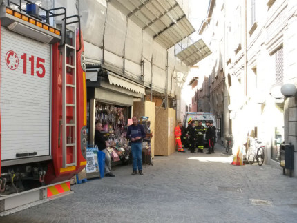 Gli inutili soccorsi in via Arsilli, a Senigallia