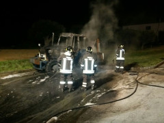 Incendio mezzo agricolo a Maiolati Spontini