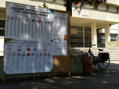 Sede di seggio elettorale a Senigallia