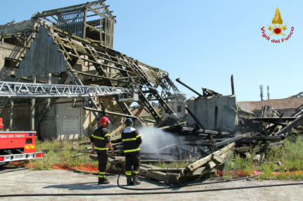 Incendio alla ex Montedison