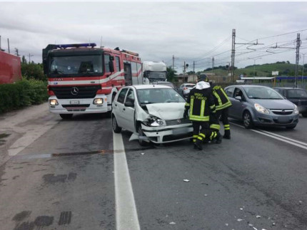 Incidente sulla Statale Adriatica ad Osimo