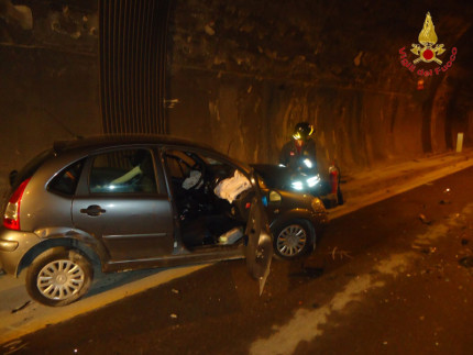 Auto incidentata a Fabriano