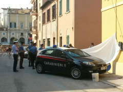 Cadavere trovato in via Smirne a Senigallia