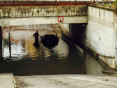 Pioggia (sottopasso allagato)