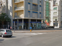 La filiale di Banca Marche in via Marconi, ad Ancona