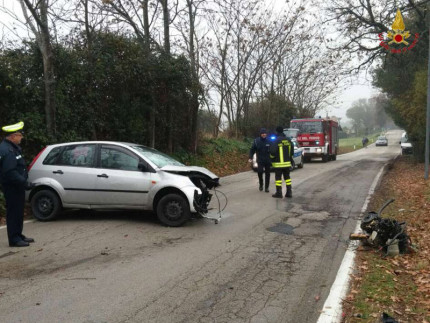 L'incidente avvenuto a Castelfidardo: i soccorsi in via D.Alighieri