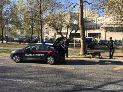 Carabinieri, controlli al campus di Senigallia