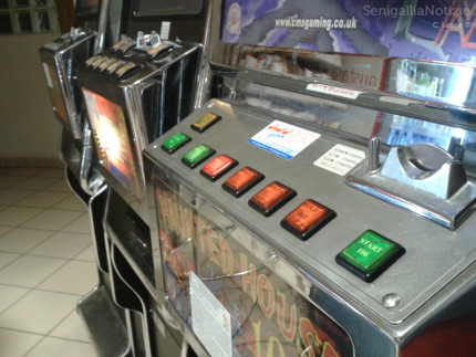 Slot machines, videopoker, gioco d'azzardo