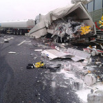 I due mezzi pesanti coinvolti nell'incidente sull'autostrada A14 tra Loreto e Civitanova Marche del 19 settembre