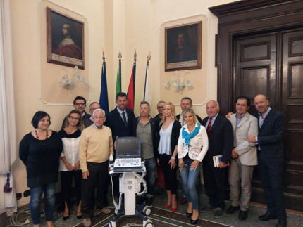 Presentata la donazione di soldi e macchinari ospedalieri che la Nazionale Cantanti ha devoluto a Senigallia, Muccia e Camerino