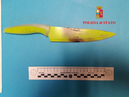 Coltello utilizzato per rapina