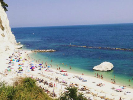 Spiaggia dei Frati di Numana