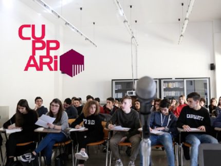 Studenti coinvolti in un progetto