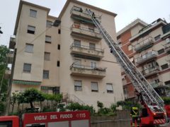 Vigili del Fuoco presso un condominio