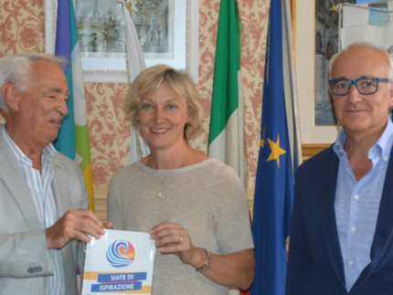 Il Rotary Club Falconara con il sindaco di Montemarciano Liana Serrani