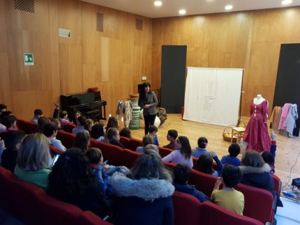 Spettacolo per bambini all'Auditorium Marini di Falconara