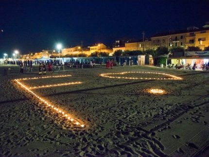 Lanterne sulla spiaggia di Senigallia