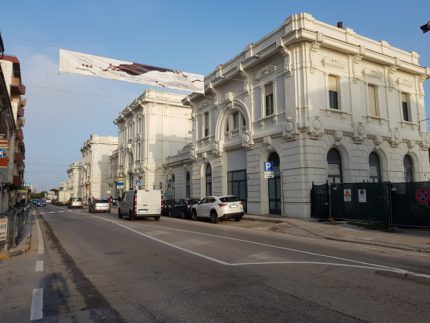 Stazione ferroviaria di Falconara