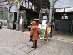 Desk di AnconAmbiente davanti al Mercato delle Erbe di Ancona