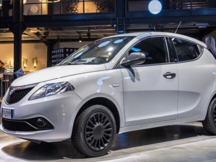 Lancia Ypsilon