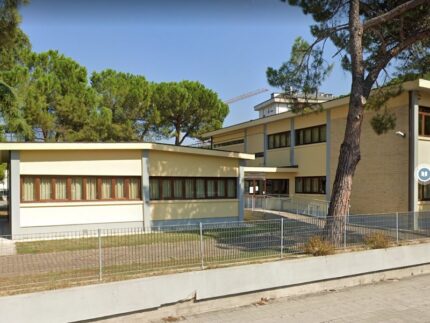 Scuola primaria "Garibaldi" a Jesi