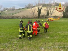 Soccorso dei feriti per il ribaltamento di un trattore a Polverigi