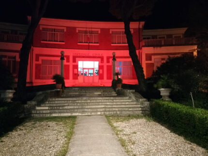 Ospedale di Senigallia illuminato di arancione per la Giornata nazionale per la sicurezza delle cure e della persona assistita