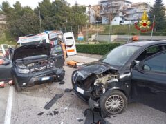 Frontale tra due auto a Castelfidardo