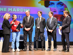 Sofia Raffaeli premiata alla Giornata delle Marche 2025 a Senigallia
