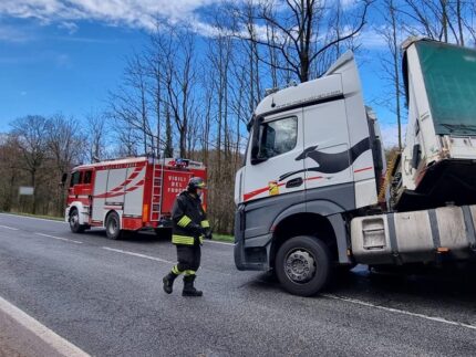 Tir fuori strada a Fabriano