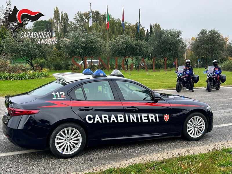 Carabinieri a Senigallia
