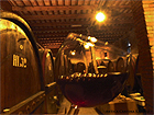 Vino Lacrima 2011 nella sala delle botti della Cantina Sant'Amico di Morro d'Alba