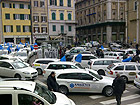 Protesta dei taxi ad Ancona - lunedì 16 gennaio. Foto di Simone Tranquilli per Netservice.biz ed Anconanotizie.it