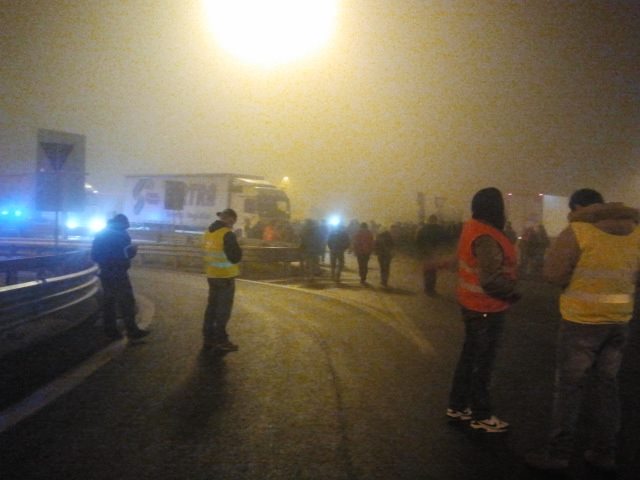 La protesta "dei forconi" al casello Ancona nord, 11 dicembre 2013