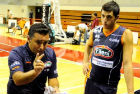 Marco Santiangeli con coach Cioppi durante un time-out