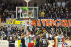 Maggioli svetta su tutti davanti alla curva nord del PalaTriccoli